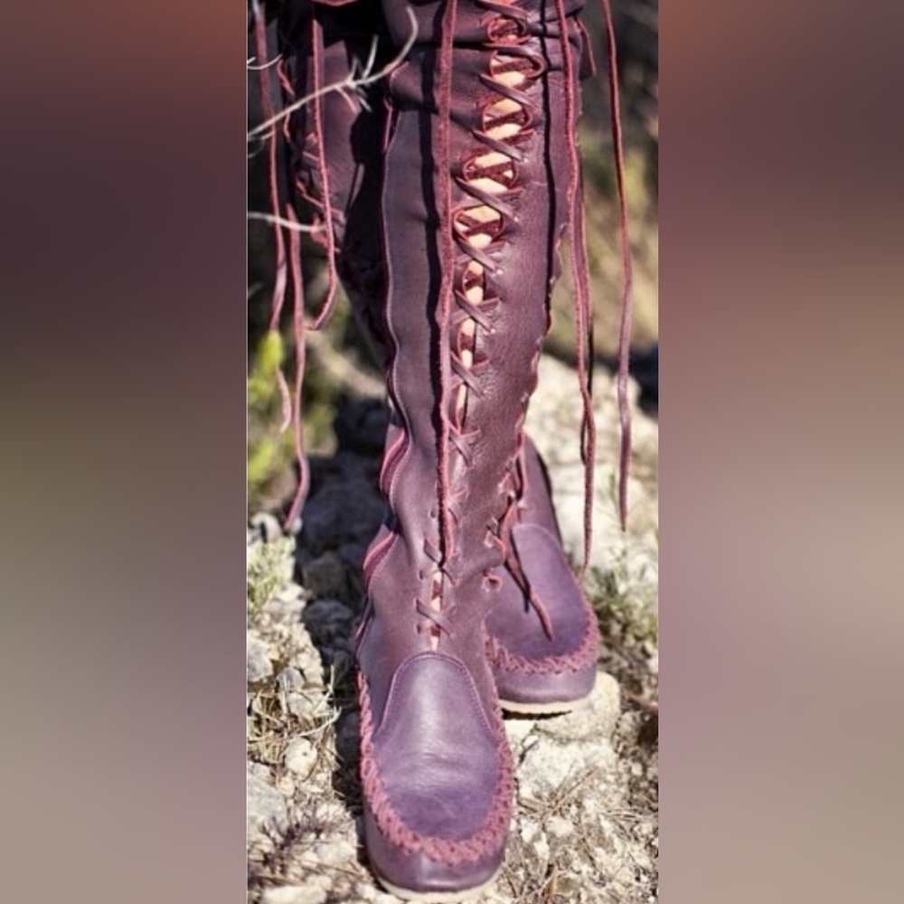 Leather lace-up boots